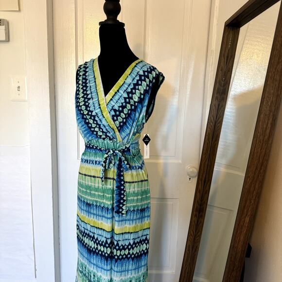 NWT Sandra Darren Maxi Dress V-Neck Women's Size 8 - Picture 2 of 7